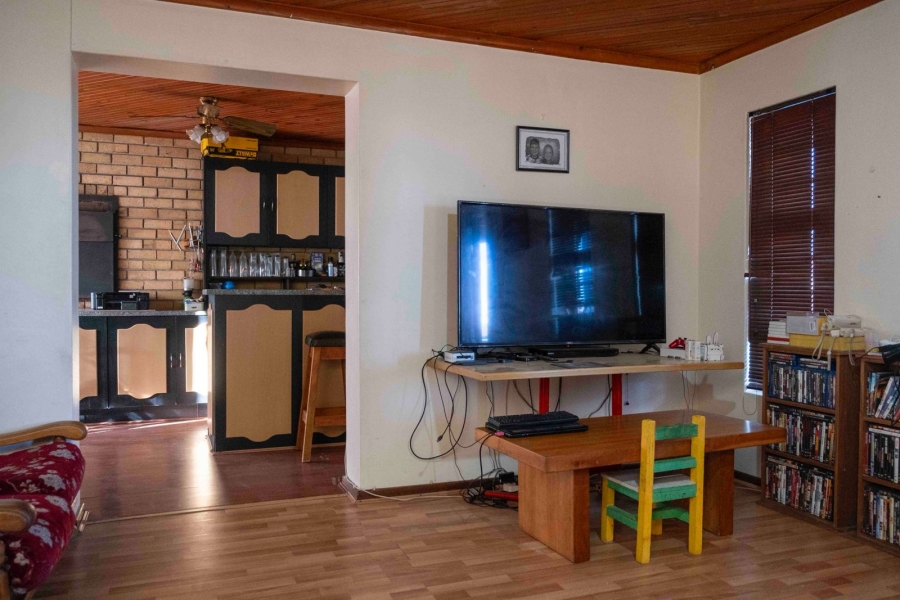 5 Bedroom Property for Sale in Dana Bay Western Cape